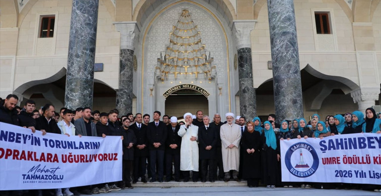 Gaziantep'te 1286 Öğrenci Umreye Uğurlandı