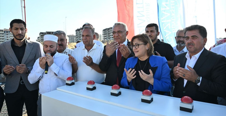 Gaziantep'te 360 Konut İçin Temel Atma Töreni Düzenlendi