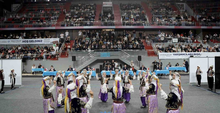 Gaziantep’te Bölgesel Halk Oyunları Şampiyonası Coşkusu