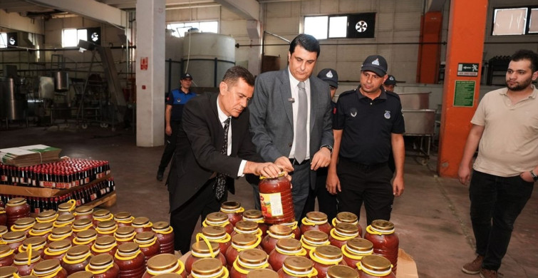 Gaziantep'te Bozuk Gıda Satan İşletme Kapatıldı