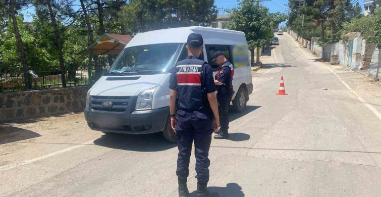 Gaziantep'te jandarma şok yol kontrolü: 74 aranan şahıs yakalandı