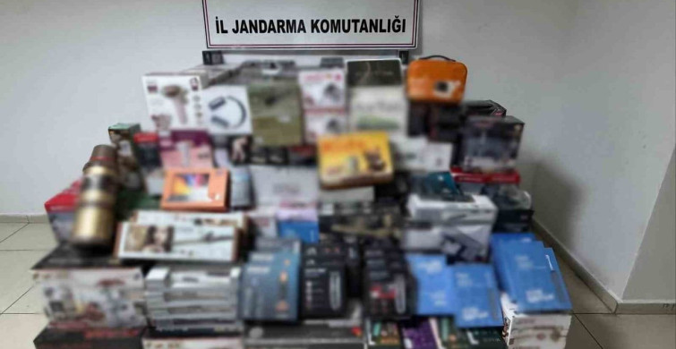 Gaziantep'te kaçak eşya operasyonu: 2 milyon TL değerinde malzeme ele geçirildi