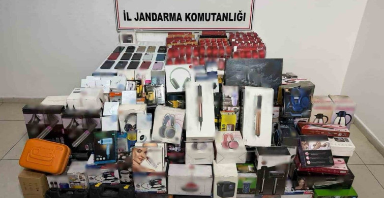 Gaziantep'te Kaçak Malzeme Operasyonu: 1,2 Milyon TL Değerinde Ele Geçirildi