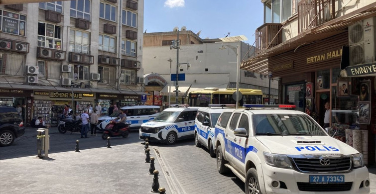 Gaziantep'te Kaçak Telefon Satıcılarına Operasyon