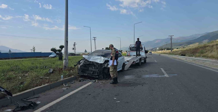 Gaziantep'te Kavşak Kazası: 1 Yaralı