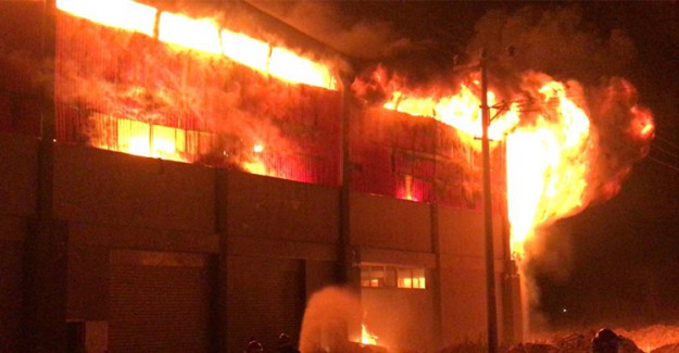 Gaziantep'te Korkutan Fabrika Yangını