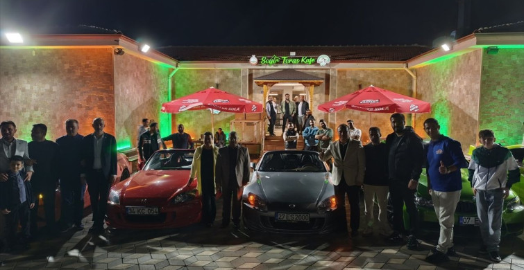 Gaziantep'te Modifiye Araç Tutkunları Buluştu