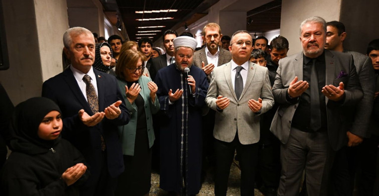 Gaziantep'te Mukaddes Emanetler Sergisi Açıldı