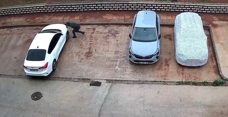 Gaziantep'te Park Halindeki Araçların Lastikleri Kesildi