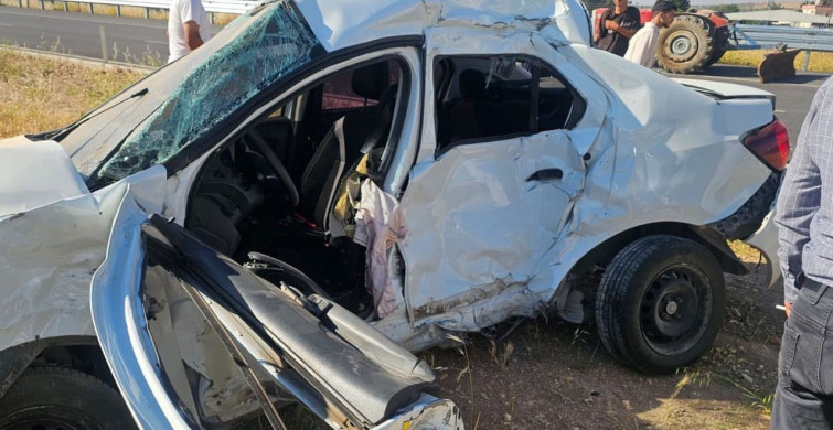 Gaziantep'te yks yolunda kaza: 1'i ağır 2 öğrenci yaralandı
