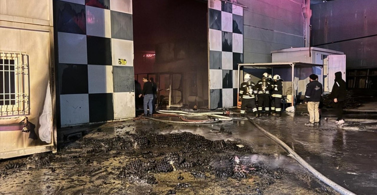 Gaziantep'teki Ambalaj Fabrikasındaki Yangın Kontrol Altında