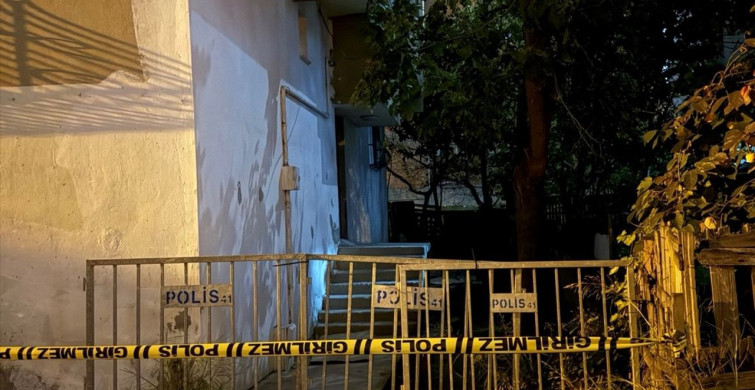 Gebze'de Çatlak Bina Tedbiren Boşaltıldı