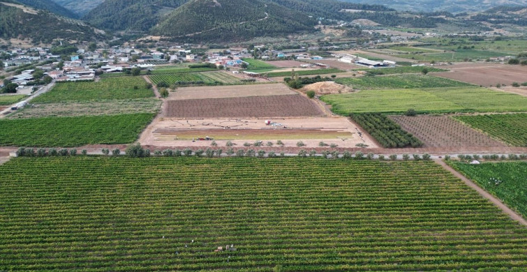 Gediz Ovası'nda Kurutmalık Ürün Sergisi Ziyaretçilerini Ağırlıyor