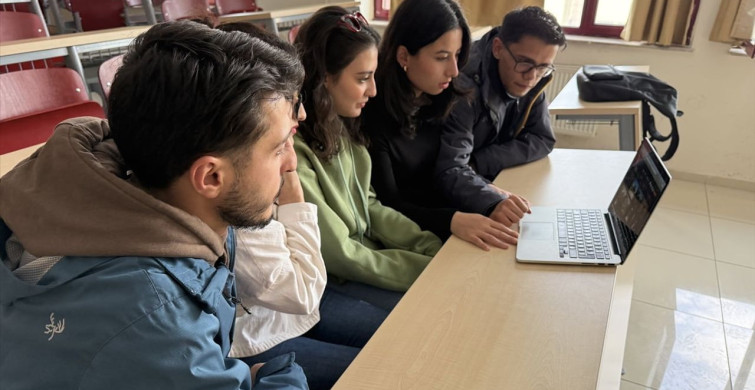 Geleceğin Gazetecileri 'Yılın Kareleri'ni Oyladı