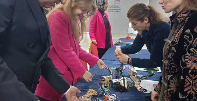 Geleneksel Çarpana Dokuma Sanatı Antalya'da Yeniden Hayat Buluyor