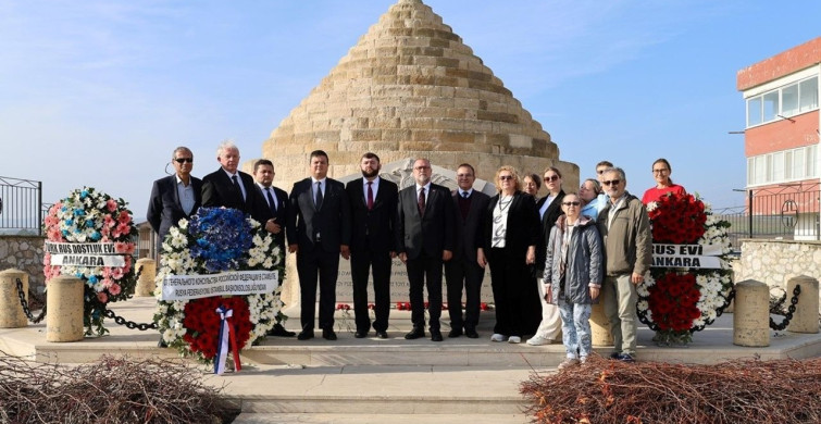 Gelibolu'da Beyaz Ruslar Anıldı: 105 Yıl Önceki Göç Hatırlandı