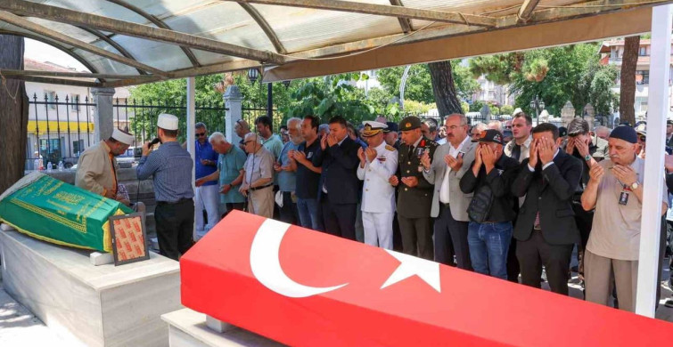 Gelibolu’da kore gazisi raif aydın son yolculuğuna uğurlandı