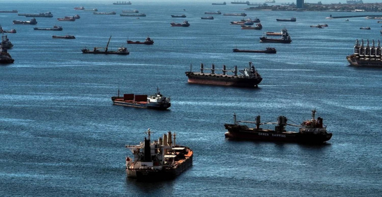 Gemiler İstanbul Boğazı’nda kuyruk oluşturdu: Gerçek sebebi ortaya çıktı