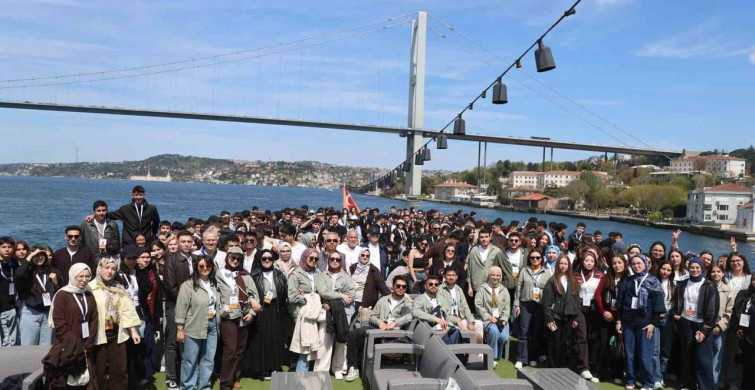 Genç Seyyah Projesi ile 25 Bin Öğrenci İstanbul'u Keşfetti