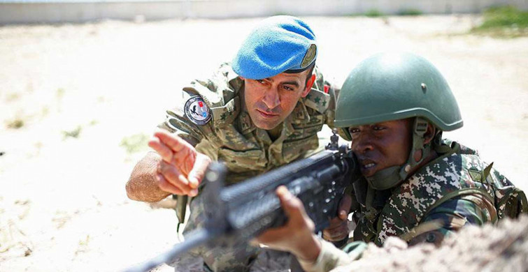 Gerçek kardeşi kim? Sonuç açık ve net! Türkiye'nin eğitmiş olduğu Somali ordusu görenleri hayrete düşürüyor