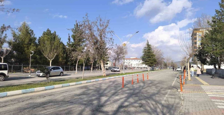 Gercüş’te Bulvar İşgali Sorunları Büyüyor