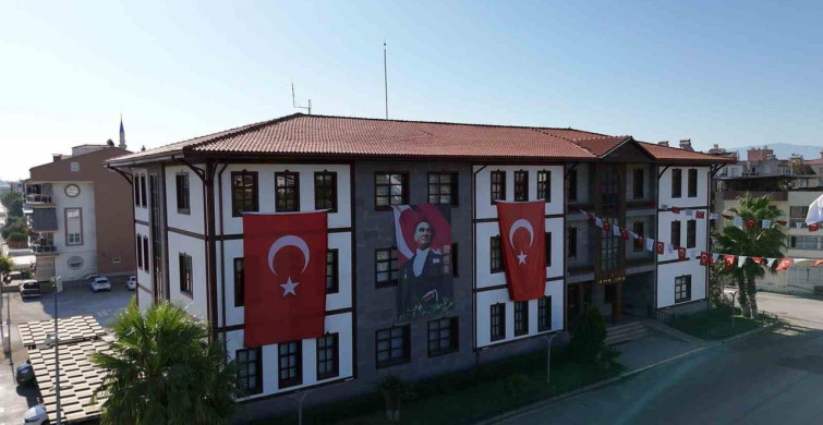Germencik Belediyesi'nden sahipsiz sokak hayvanlarıyla ilgili duyuru