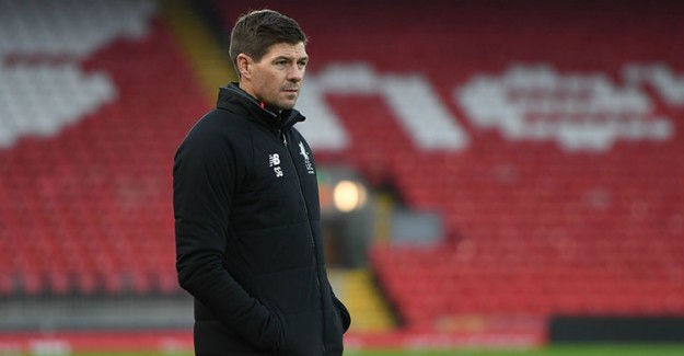 Gerrard İskoç Devi İle Anlaştı! 