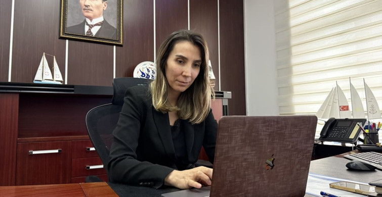 Gerze Kaymakamı Yıldız Büyüker Anadolu Ajansı'nın Oylamasına Katıldı