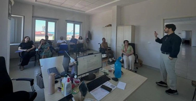 Gerze'de sağlık personeline hizmet içi eğitim programı düzenlendi