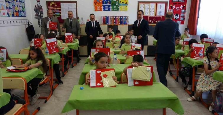 Giresun’da 67 bin öğrenci karne alarak yaz tatiline girdi