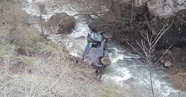 Giresun'da Polis Özel Harekat Aracı Kaza Yaptı