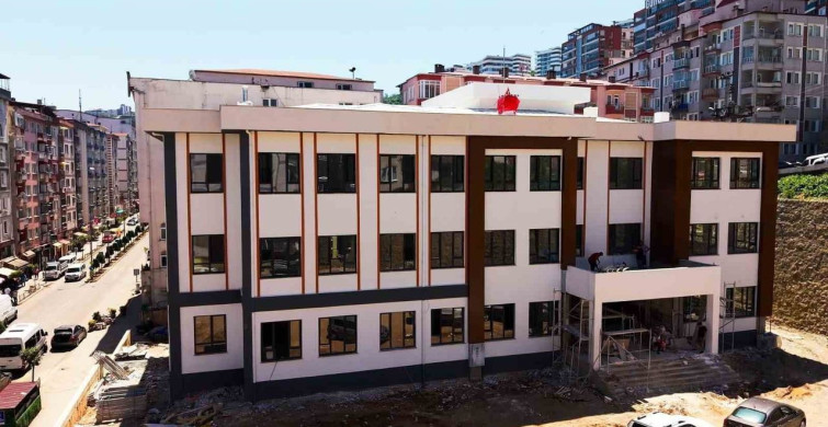 Giresun'da yeni imam hatip ortaokulu inşaatında sona yaklaşılıyor