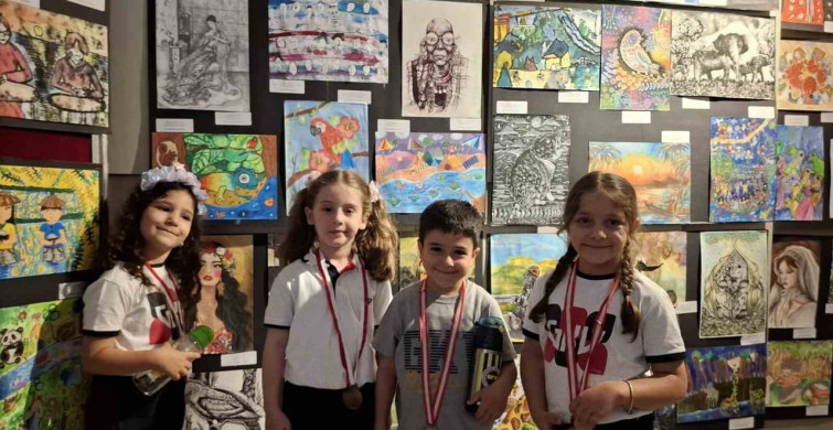 GKV’li minik ressamlardan uluslararası sanat zaferi