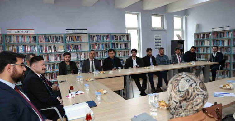 Gökçeada Kaymakamı Müftülük Personeli ile Buluştu