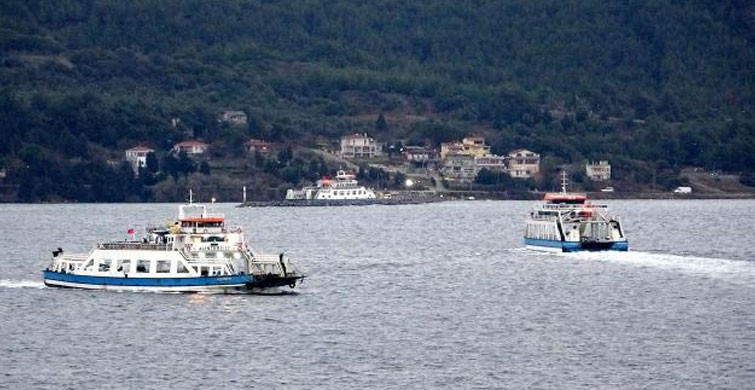 Gökçeada'da Deniz Ulaşımına Fırtına Engeli