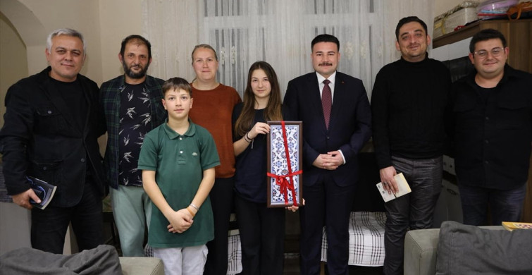 Gökçeada'da Her Salı Kitap Okuma Seferberliği