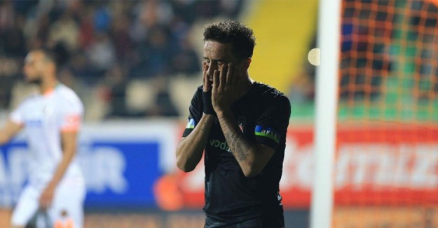 Gökhan Gönül: Türkiye'nin Başı Sağolsun