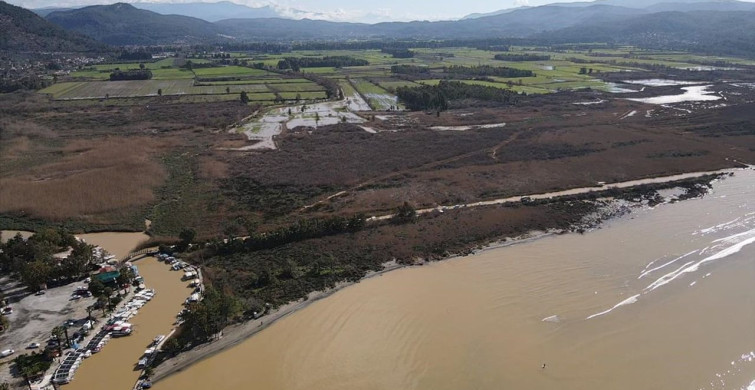 Gökova Körfezi'nde Çamurlu Su Etkisi