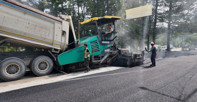 Gölcük Tabiat Parkı ile Dere Mahallesi arasındaki yol asfaltlanıyor