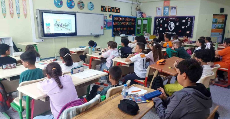 Gölcük’te 3 bin 534 ilkokul öğrencisine sıfır atık eğitimi verildi