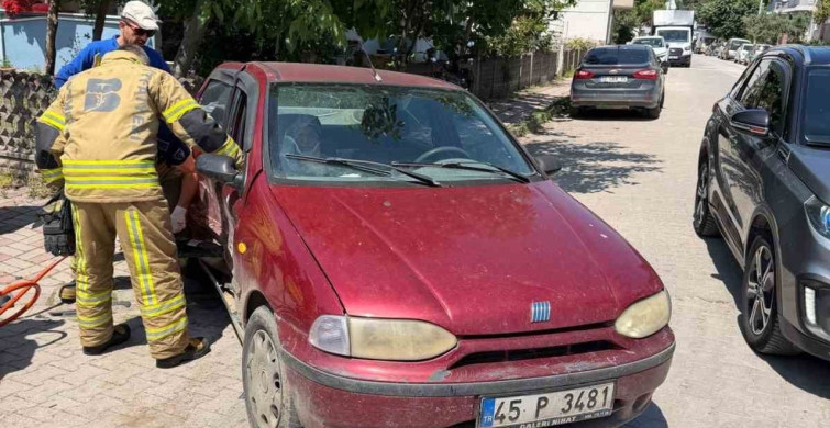 Gönen'de Trafik Kazası: İtfaiye Yaralıları Kurtardı