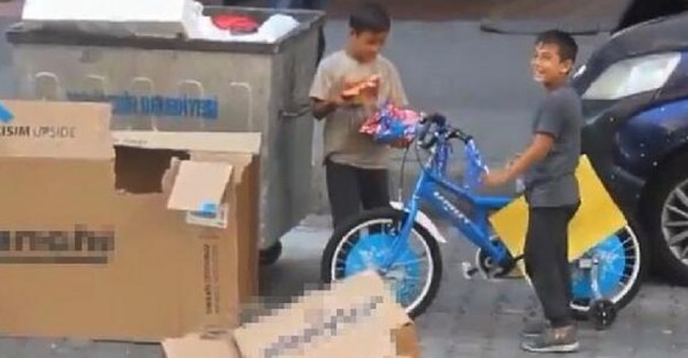 Gönüllüler Kağıt Toplayan İki Kardeşin Hayalini Gerçekleştirdiler