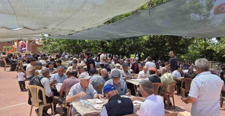 Gördes'te geleneksel köy hayrına yoğun ilgi