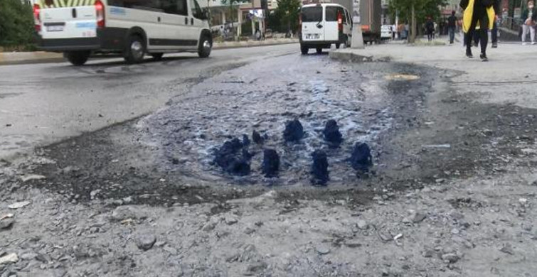 Görenler Hayrete Düştü! İstanbul Esenyurt'ta Rögarlardan Mavi Su Çıktı