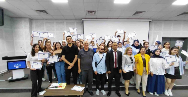 Görme engelli öğrencilerin üniversite yolculuğuna büyük destek
