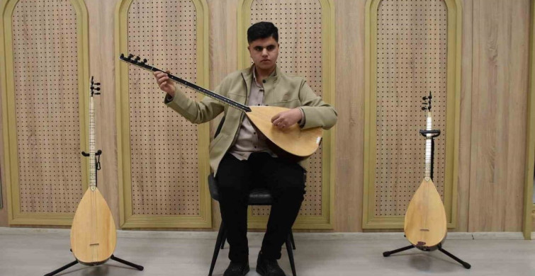 Görme Engelli Umut'un Müziğiyle Aydınlanan Hayatı