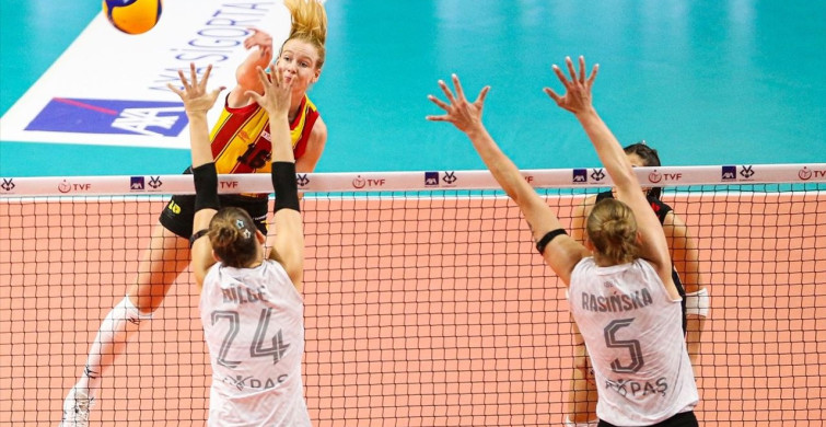 Göztepe Kadın Voleybol Takımı Aydın'ı Yendi