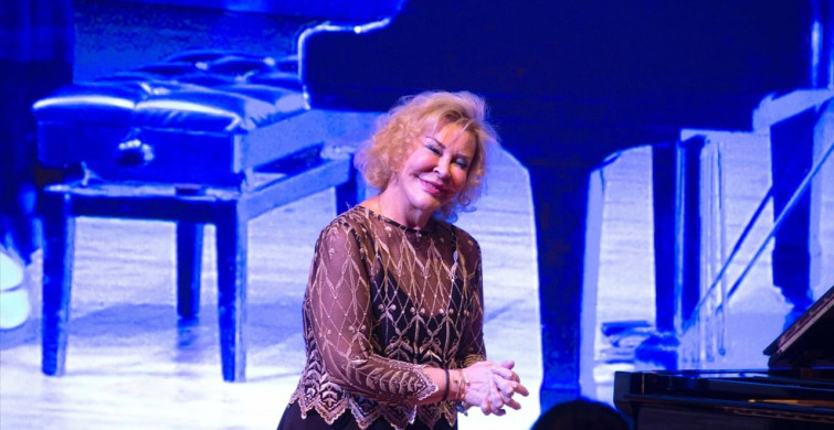 Gülsin Onay Piyano Festivali ve Yarışması İzmir'de