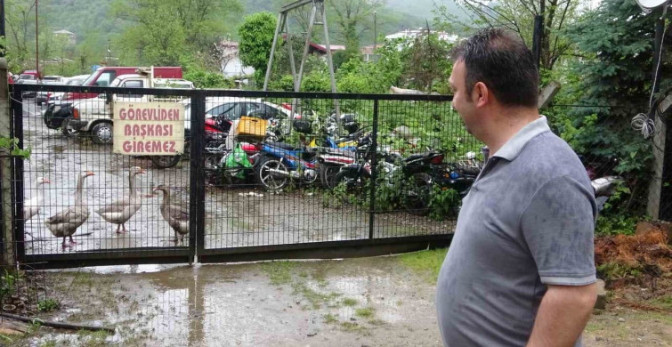 Gümrük Sorunu Nedeniyle Otoparkta Çürüyen Audi Q7