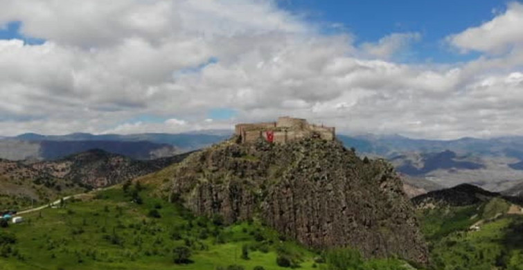 Gümüşhane’de 700 yıllık Kov Kalesi ziyaretçilerini bekliyor